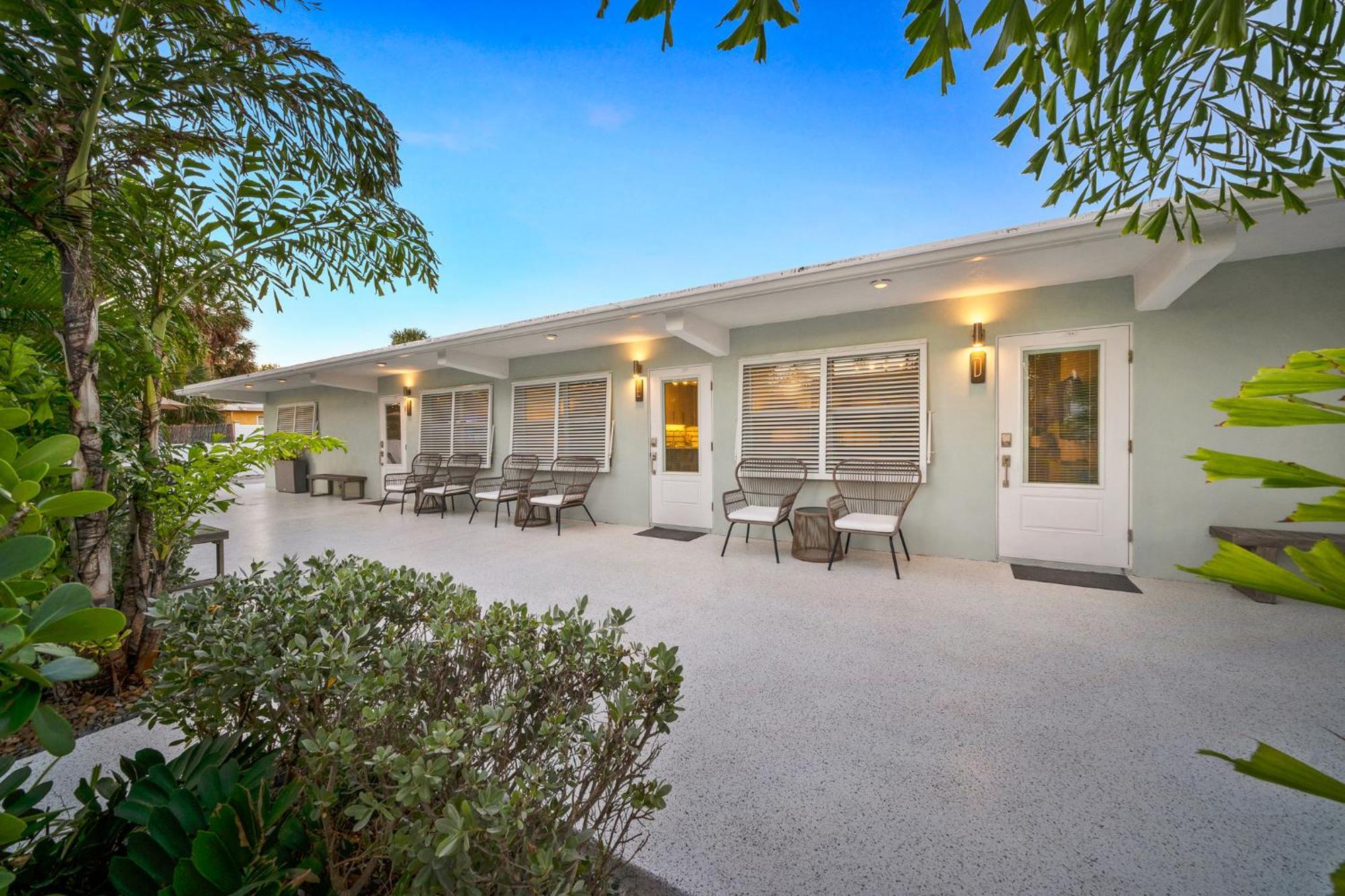 Boutique Vacation Rental Complex At Beach Cocoa Beach Ngoại thất bức ảnh