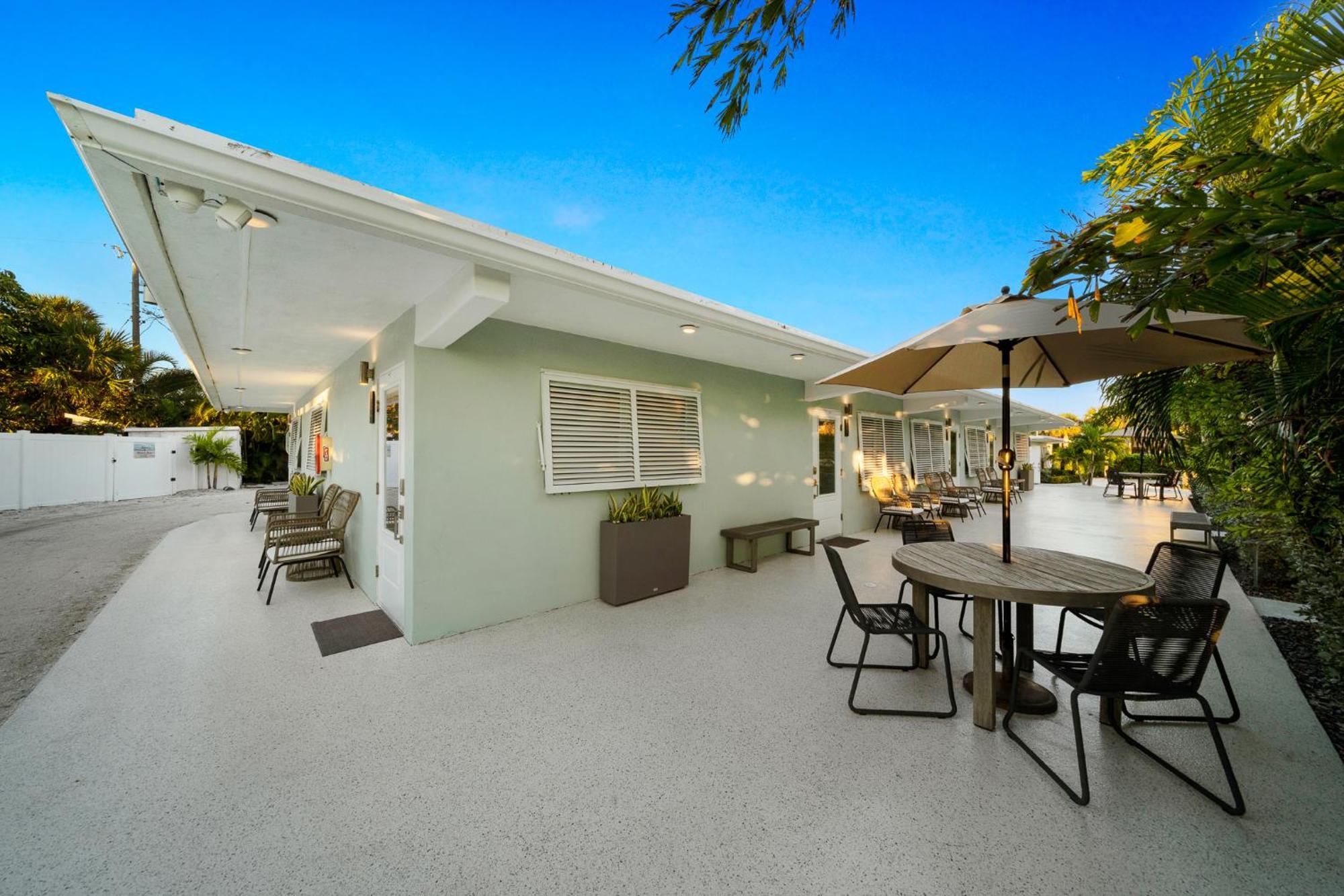 Boutique Vacation Rental Complex At Beach Cocoa Beach Ngoại thất bức ảnh