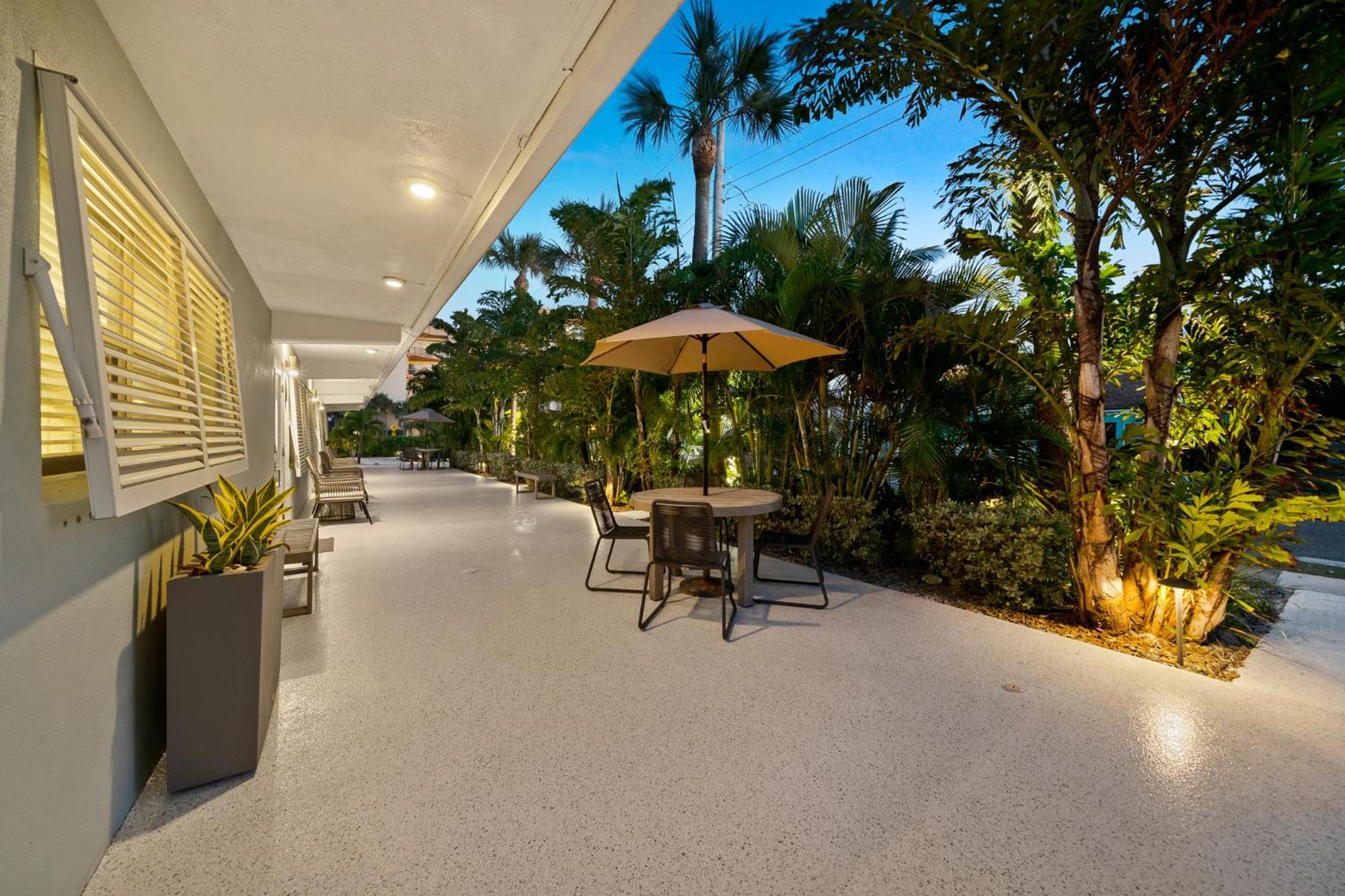 Boutique Vacation Rental Complex At Beach Cocoa Beach Ngoại thất bức ảnh